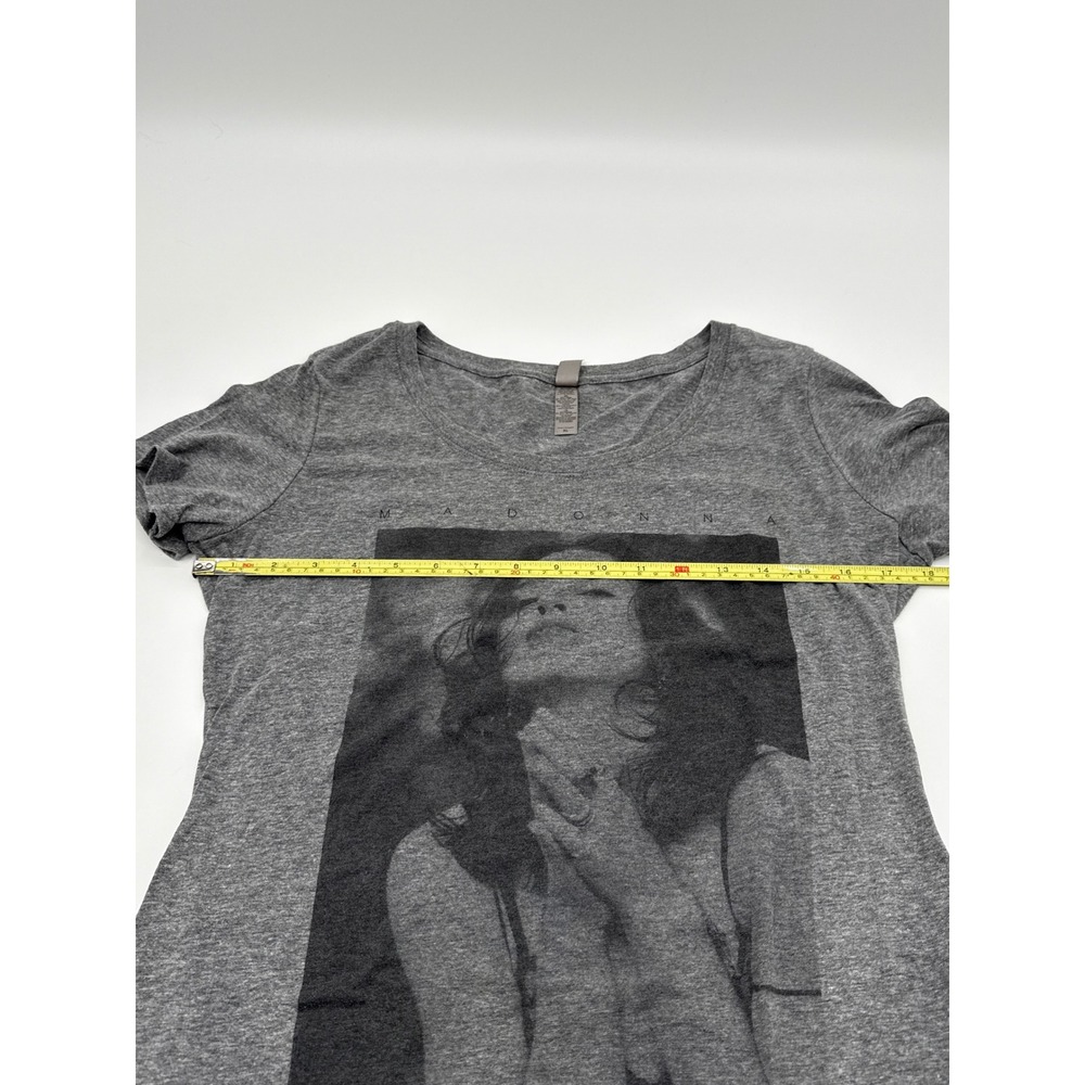 Madonna Graphic T-Shirt Gray Rebel Heart Tour Live Nation 2015 Women XL - Picture 6 of 10